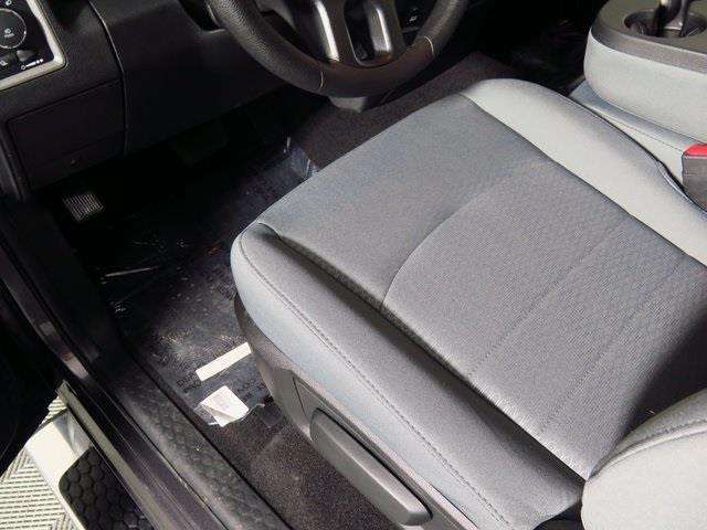 2017 RAM Ram Pickup 1500 4x4 Express 4dr Quad Cab 6.3 ft. SB Pickup